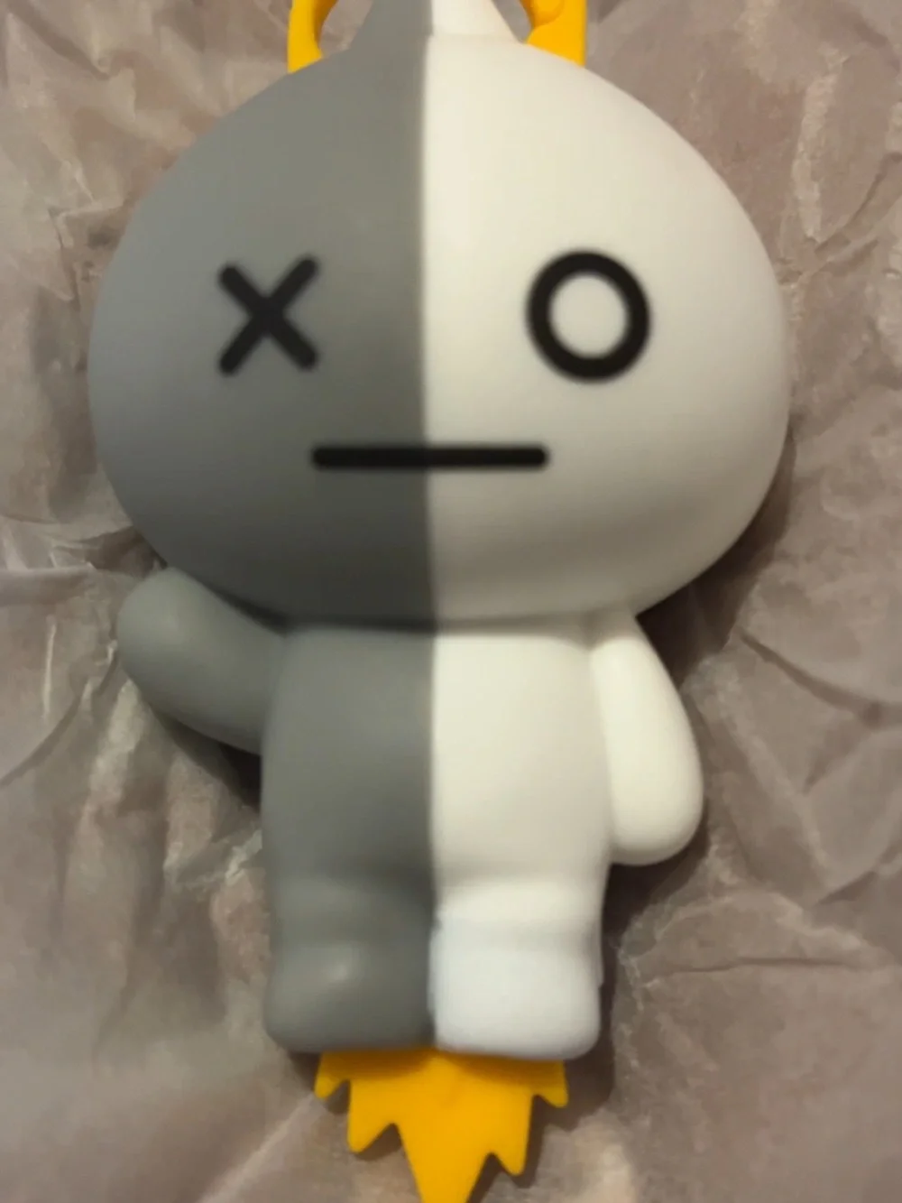 2026 McDonald’s BT21 VAN Happy Meal Toy Keychain BTS Character With Box